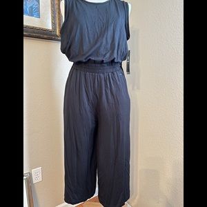 COPY - Cropped, wide leg jumper, NWT